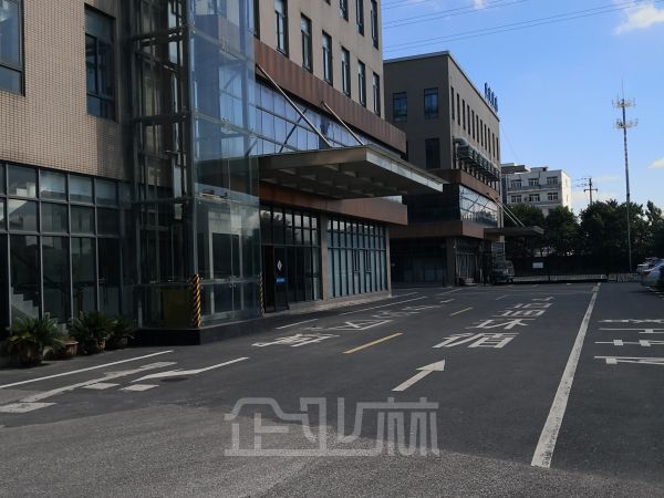 厂房正门图