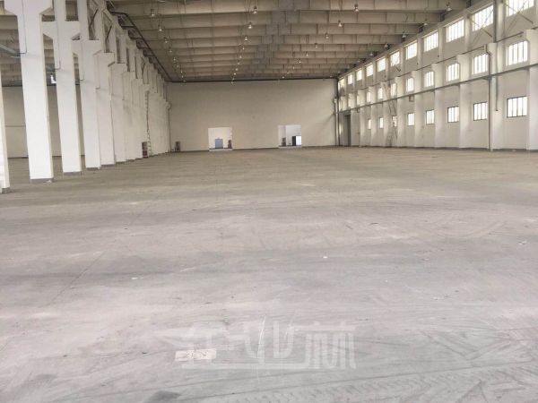 厂房正门图