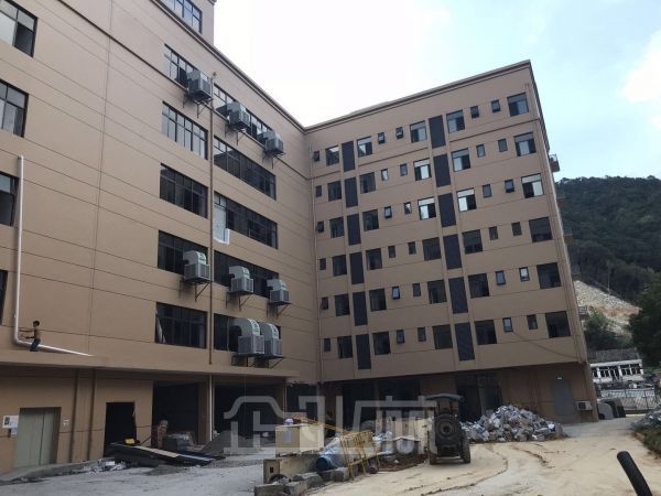 厂房正门图