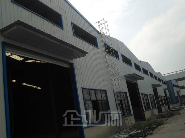 宜兴9216平单层厂房对外出租    租金10元/月/平米