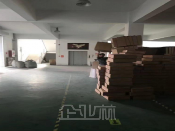 厂房正门图