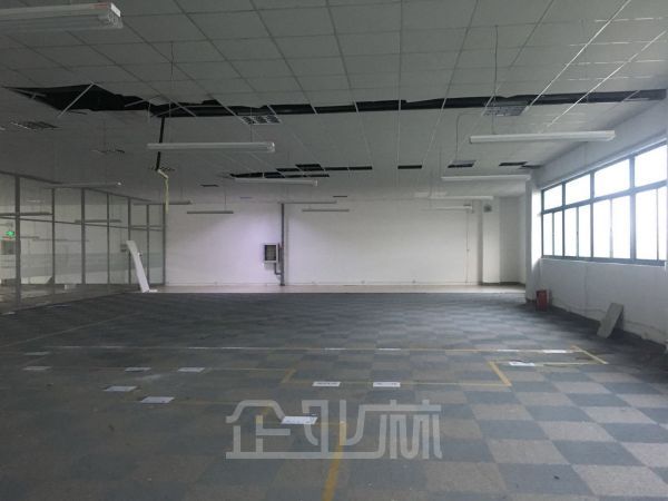 厂房正门图