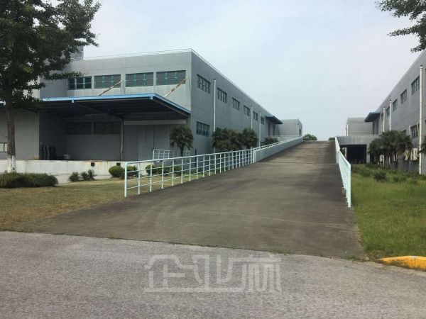 厂房正门图