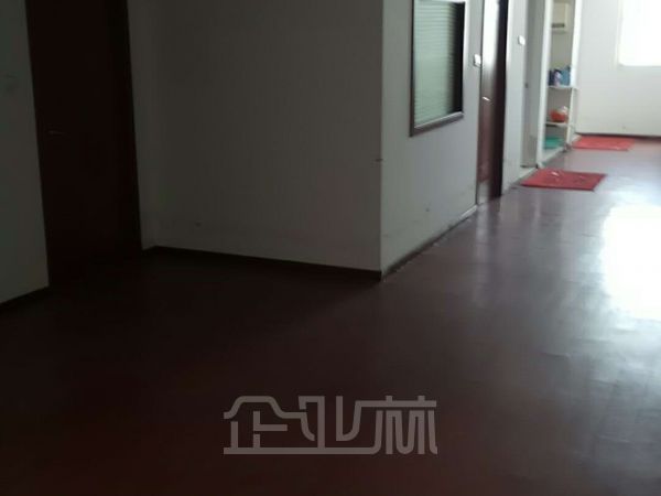 厂房正门图