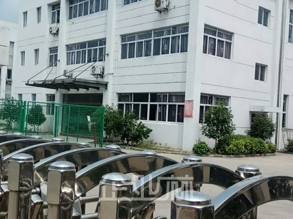 厂房正门图