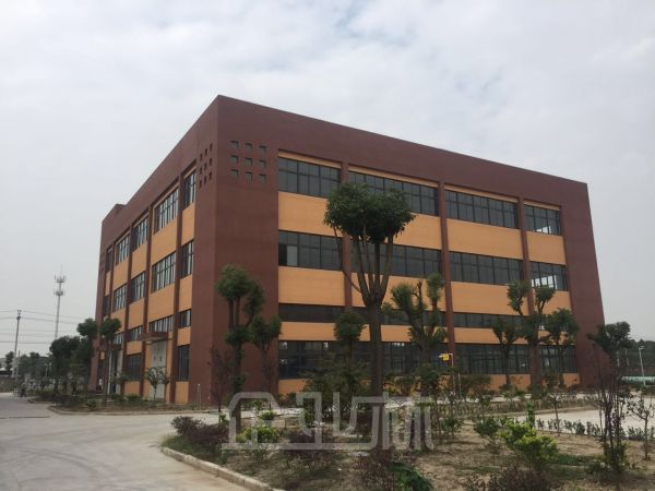 厂房正门图