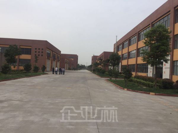 厂房正门图