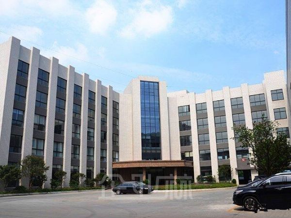 厂房正门图