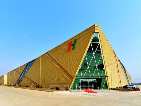 厂房正门图