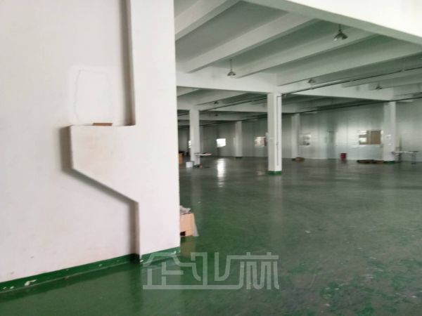 苏州相城区阳澄湖镇4400平楼上厂房分割出租