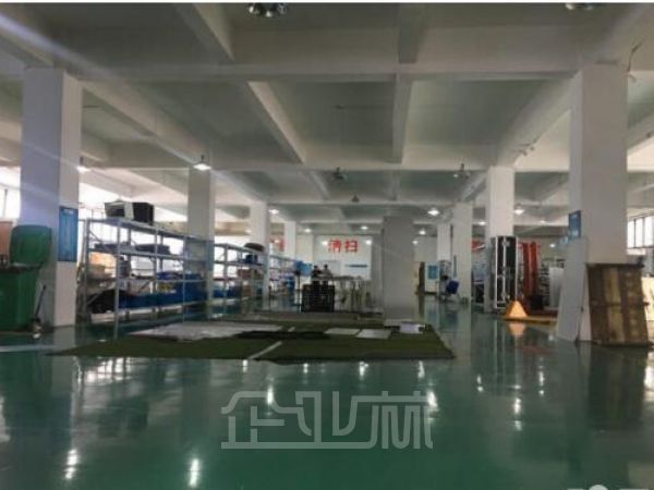 厂房正门图