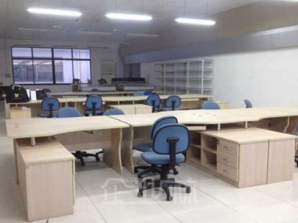 厂房正门图