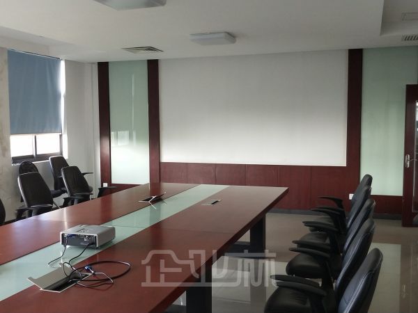 厂房正门图