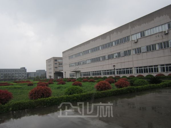 平湖开发区8000平方厂房出租