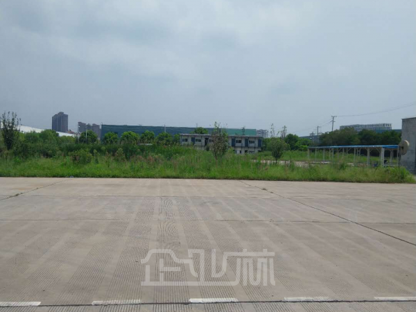 厂房正门图