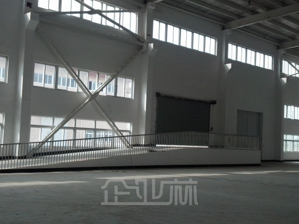 厂房正门图