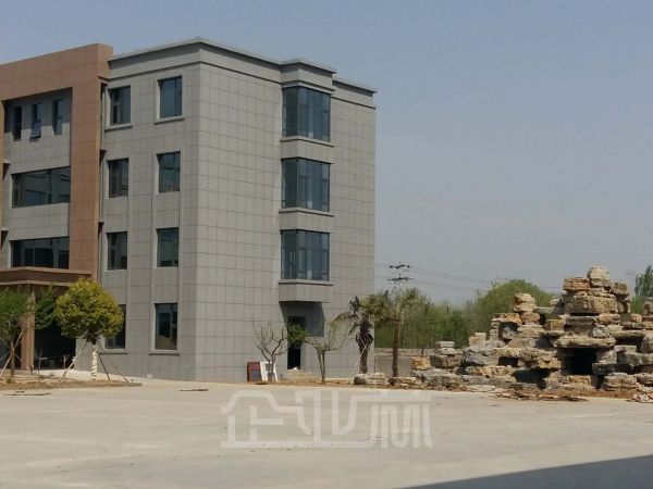 厂房正门图