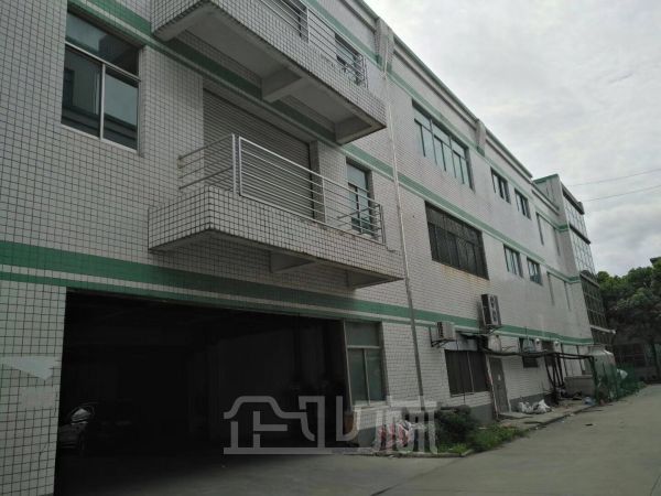 厂房正门图