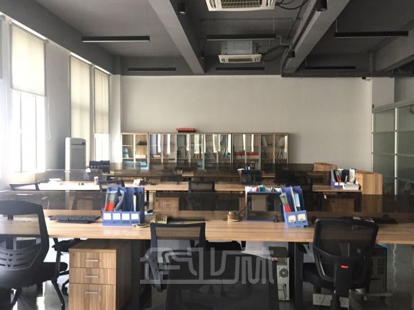 厂房正门图
