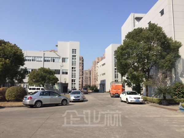 地铁13、18号线旁浦东北蔡中环内311.25-1176.73平米标准厂房出租