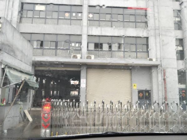 厂房正门图