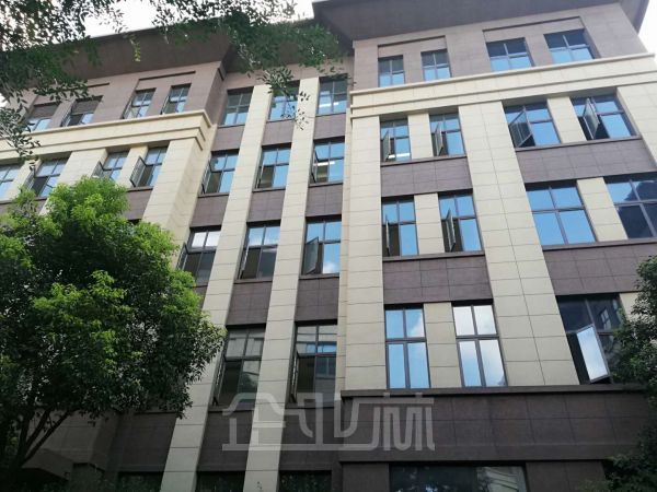 厂房正门图