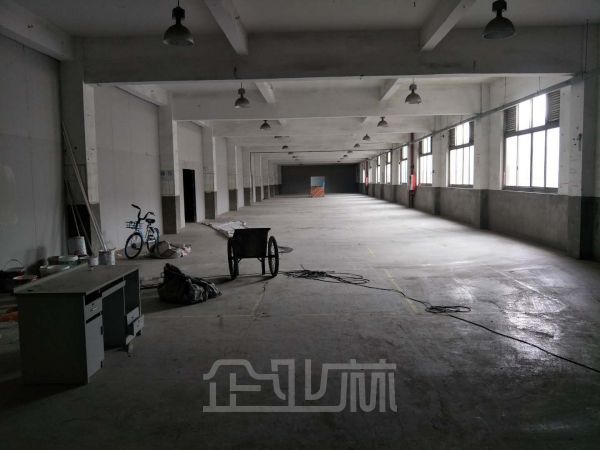 出租：奉贤西渡5500平方双层厂房