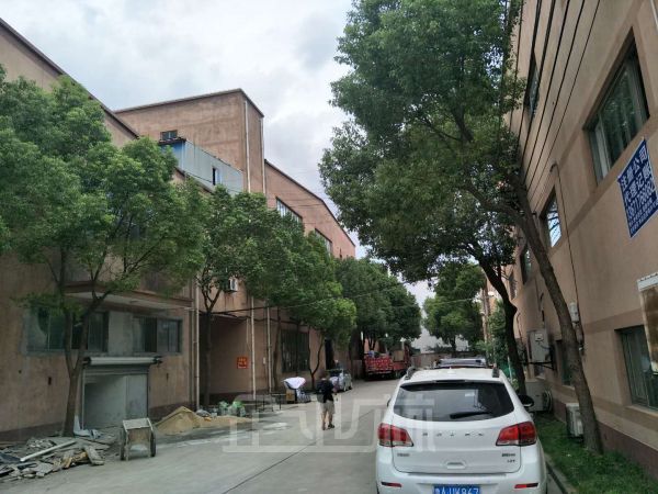 厂房正门图