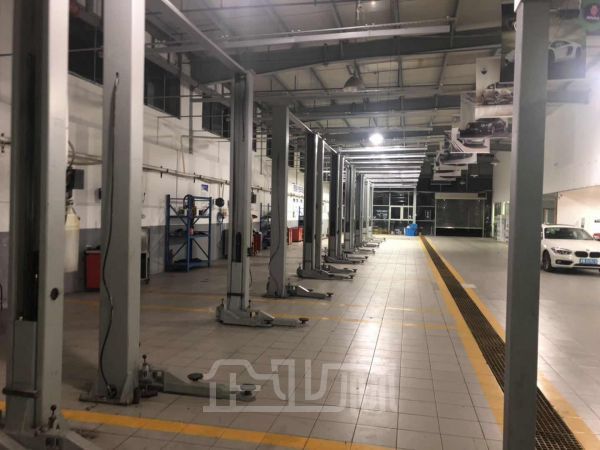 苏州工业园区湖东1700平单层精装汽车修理厂出租