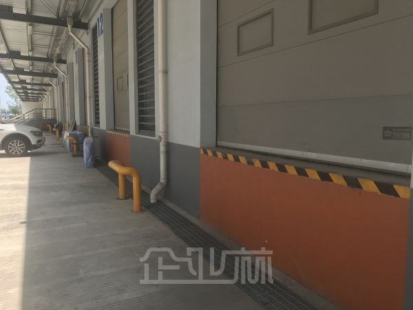 厂房正门图