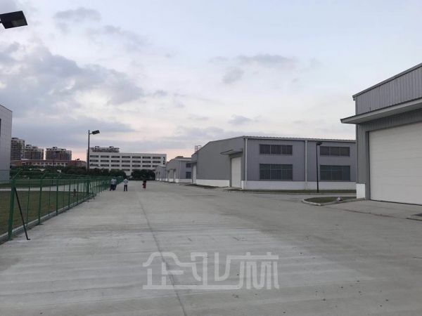 厂房正门图