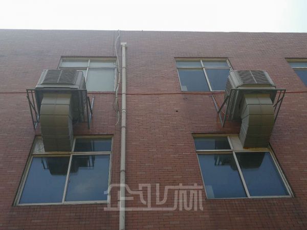 厂房正门图