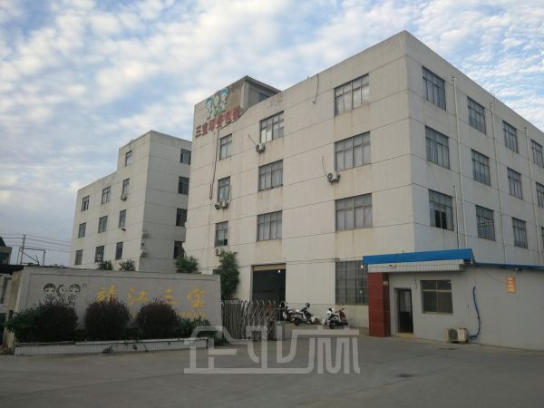 厂房正门图