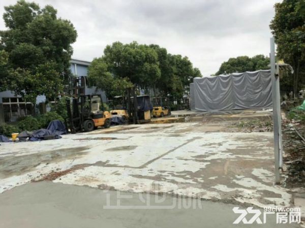 出租青浦白鹤独门独院500平工业用地（适合堆场、停车场）