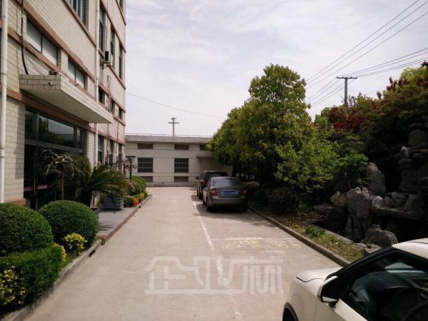 厂房正门图