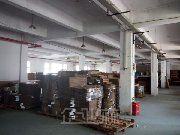 苏州工业园区胜浦底层850平厂房出租
