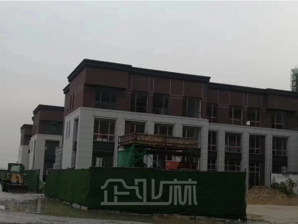 厂房正门图