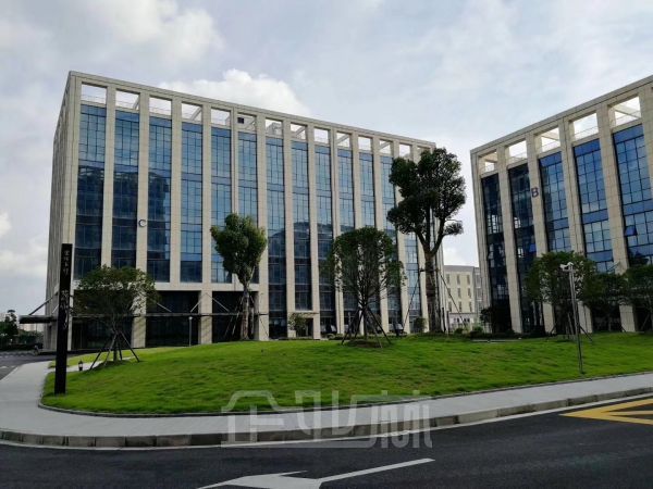 厂房正门图