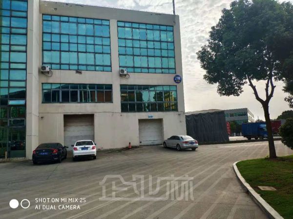 厂房正门图