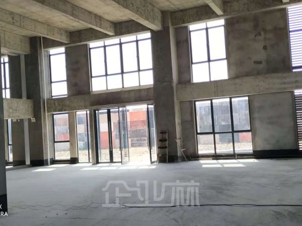 出售 104版块佘山2900平米双拼四层标准厂房