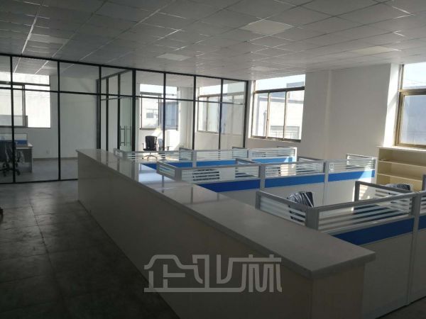 厂房正门图