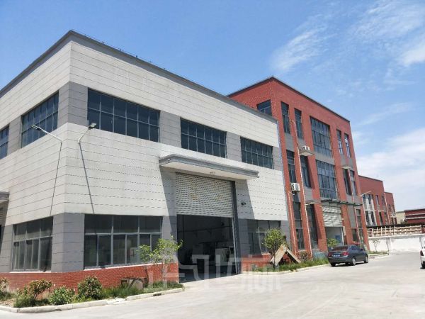 厂房正门图