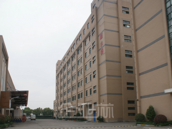 厂房正门图