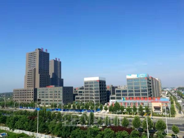 厂房正门图