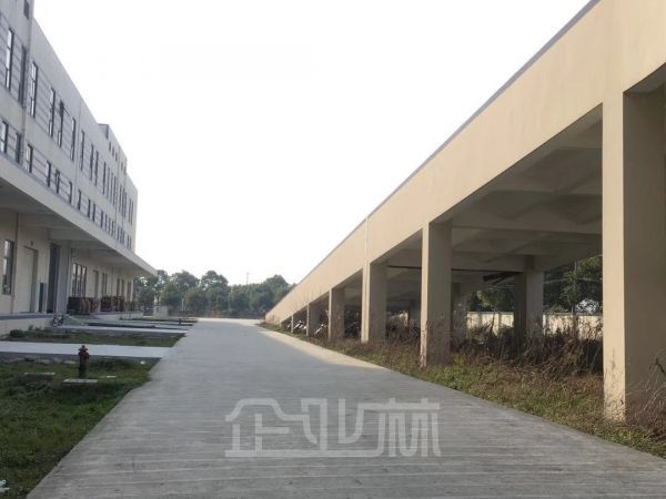 厂房正门图