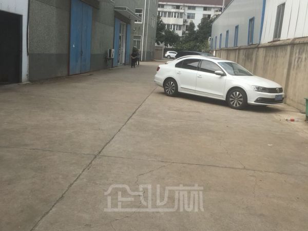 厂房正门图
