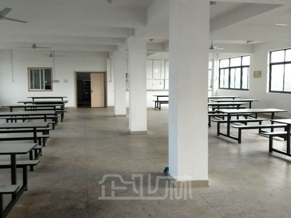 厂房正门图