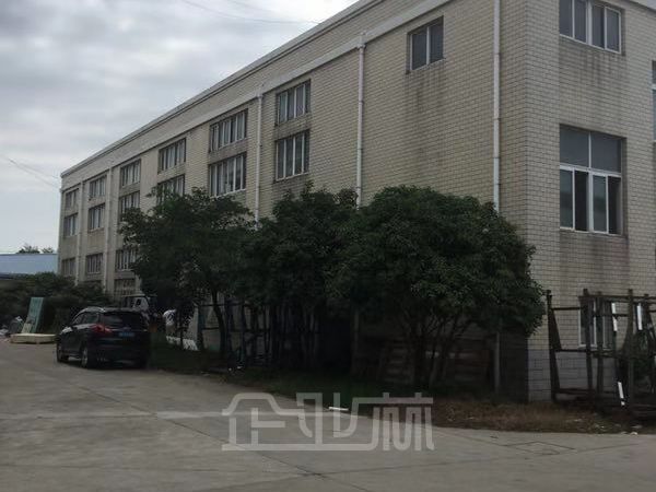 金山5000平单双层厂房对外出租 租金0.65元/天/平米