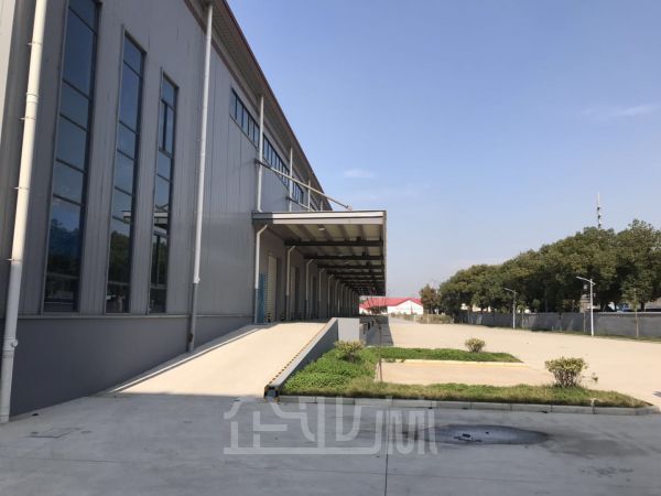 仓库正门图
