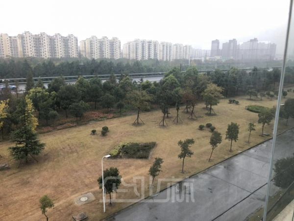 厂房内饰图